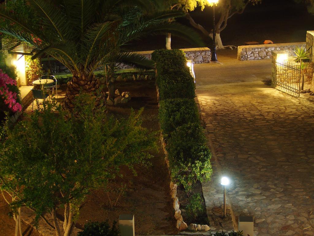 Villa Dolphin Azolimnos Exteriör bild